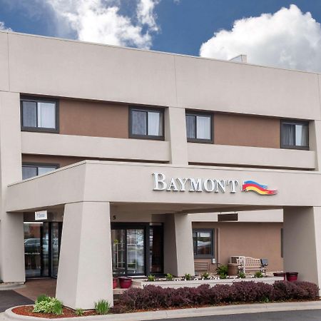Baymont By Wyndham Glenview Hotel Екстериор снимка