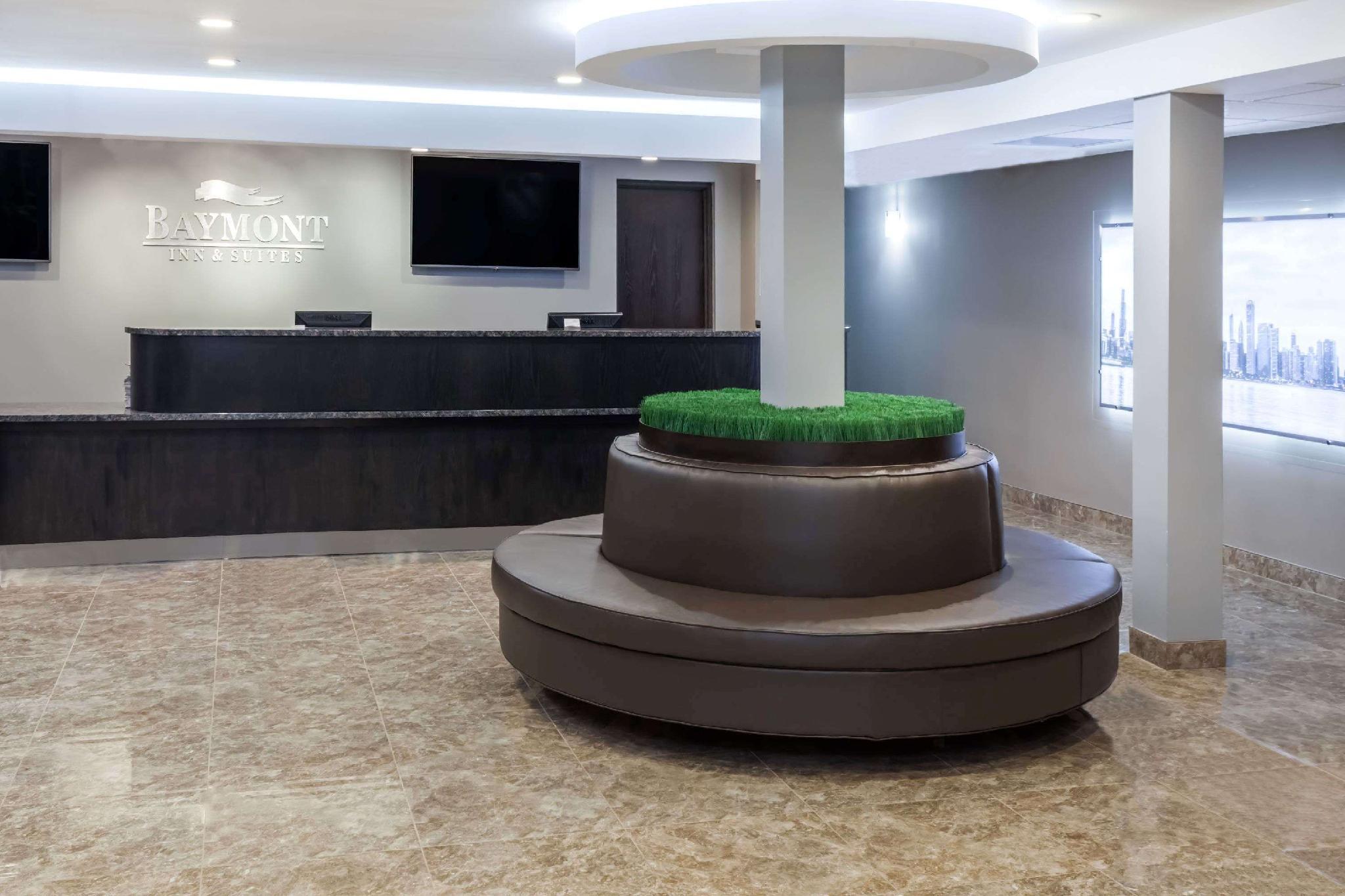Baymont By Wyndham Glenview Hotel Екстериор снимка